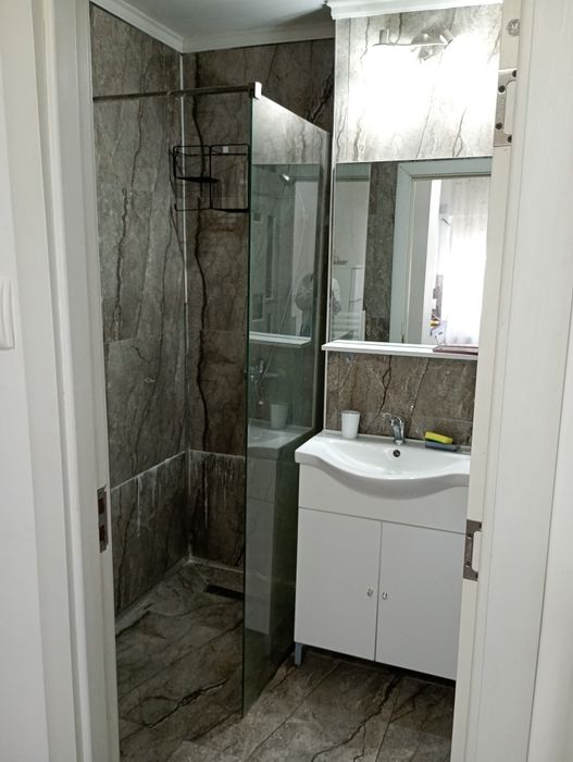 Închiriez apartament cu 1 cameră în orașul Călan vis â vis de Penny