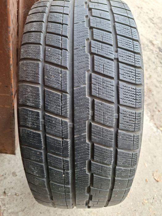 Продам шину. 235/45/18 купер