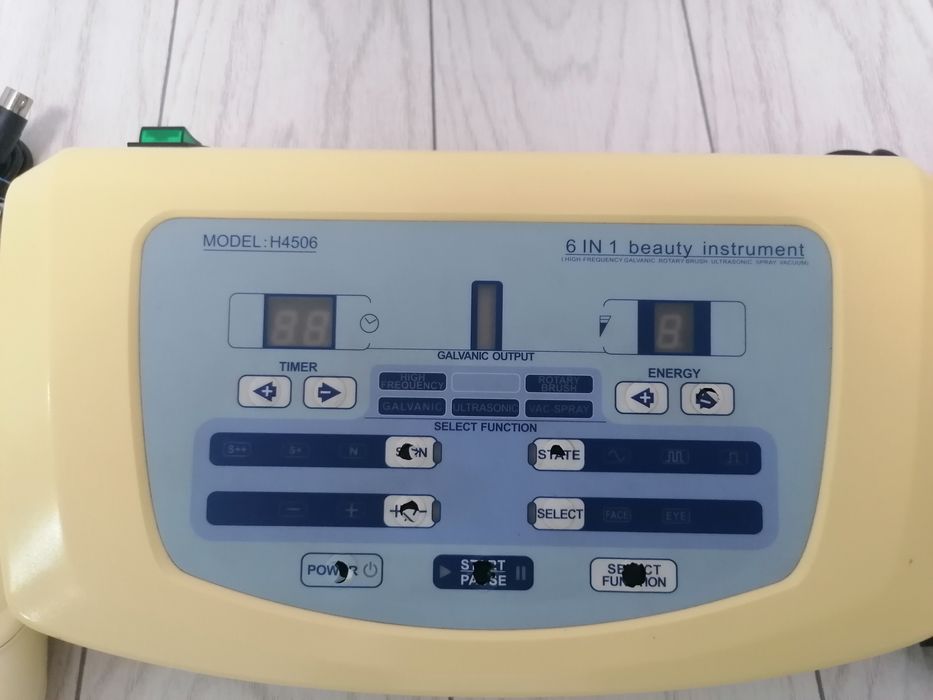 Dispozitiv cosmetic 6 în 1