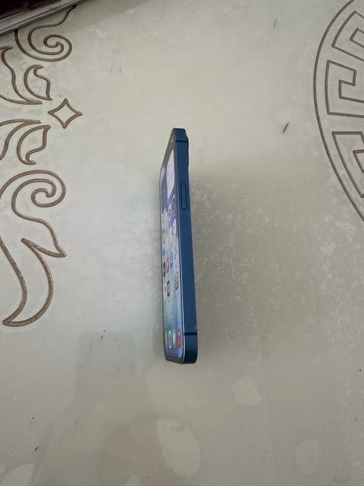 Iphone 13/128 gb в хорошем состоянии