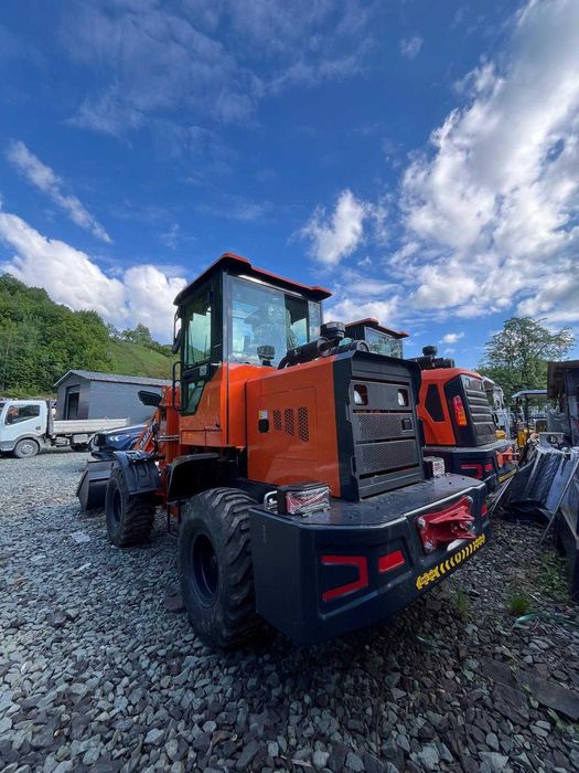 Vola 4x4 încărcător frontal XK250F