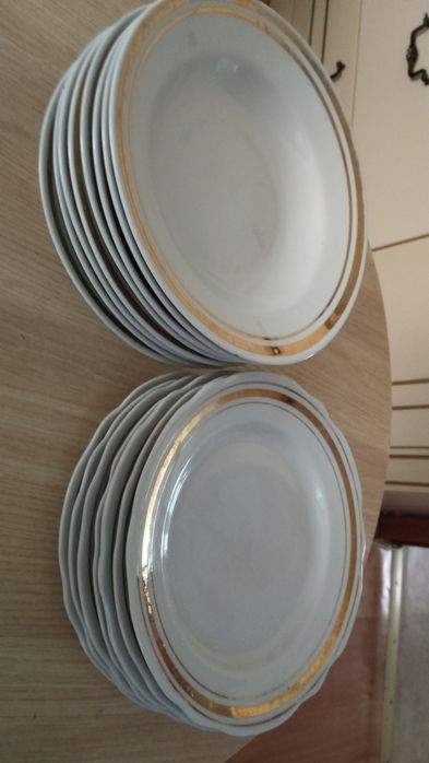 Продам кухонные тарелки