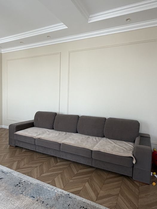 Срочно продам диван