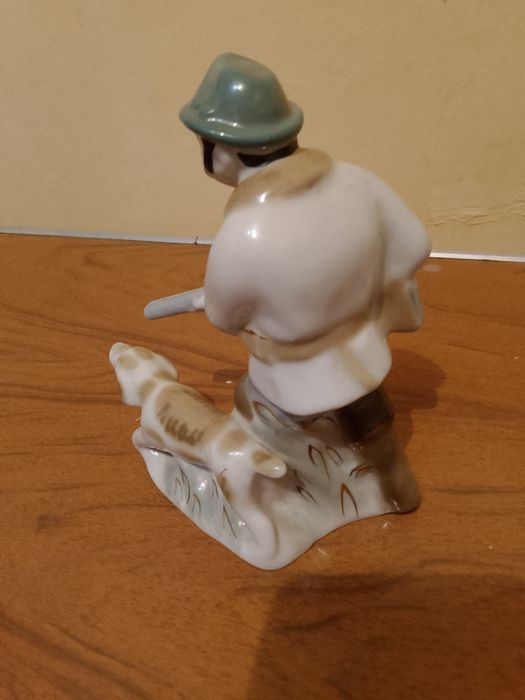 Статуэтка на Охоте