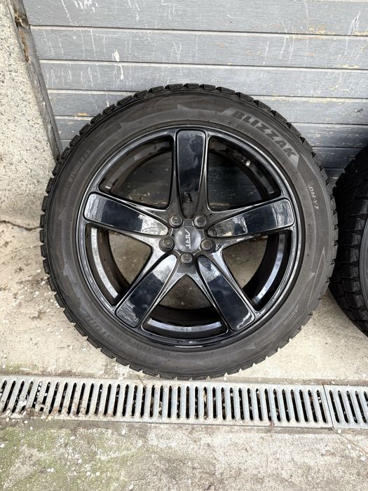Джанти със зимни гуми 275/45/20 5 x 112 Porsche/BMW/Audi