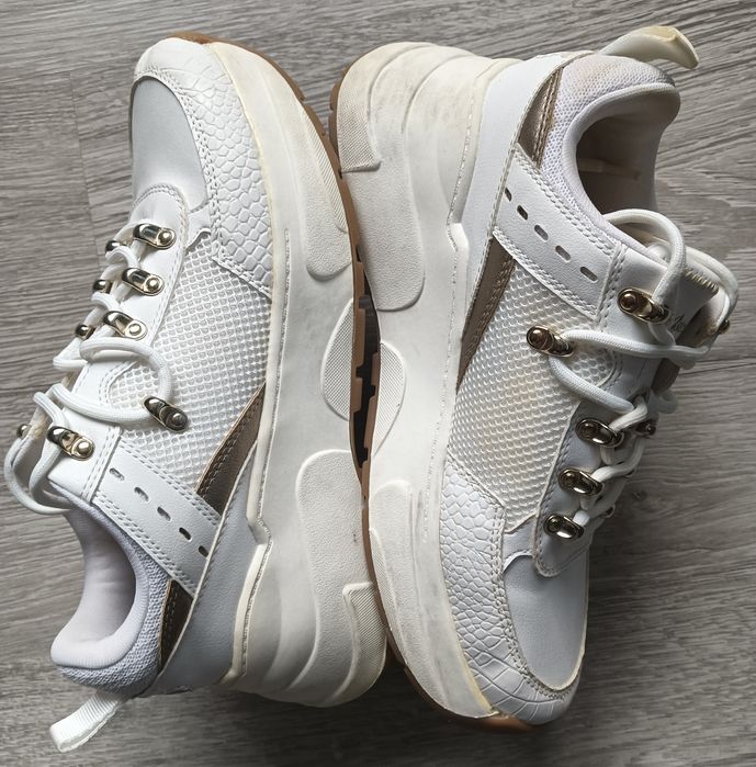 Сникърси Stradivarius, 38 размер