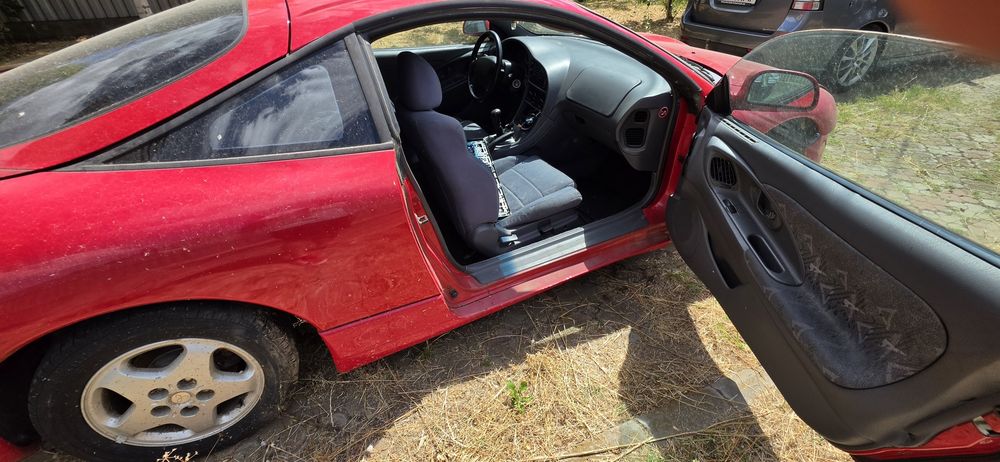 Dezmebrez/ Vand spre dezmembrare Mitsubishi Eclipse 2g