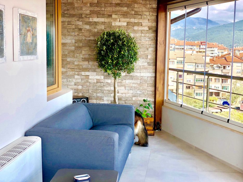 Продава се Многостаен апартамент в Благоевград, Освобождение - 135 кв.м за 945 €/кв.м - Снимка #7