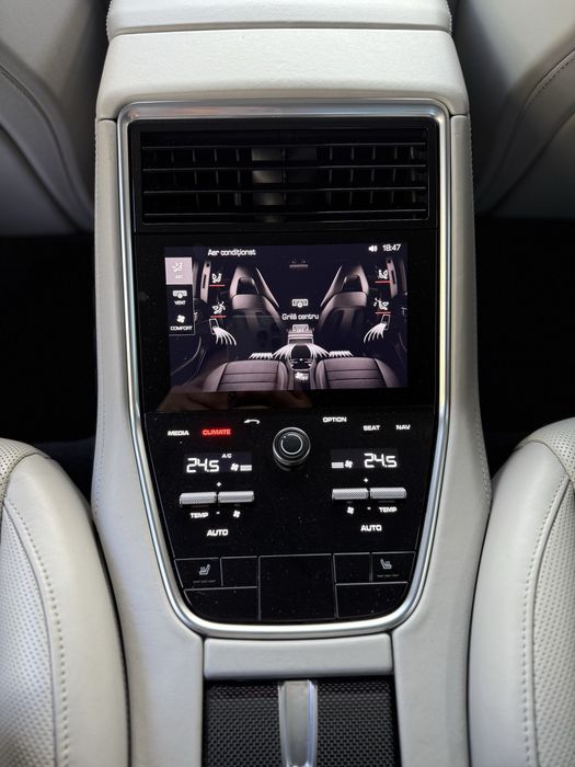 Porsche Panamera 4S Diesel Pachet GTS Matrix