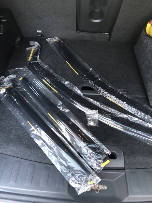 Ветробрани за Нисан Руг Спорт 2017