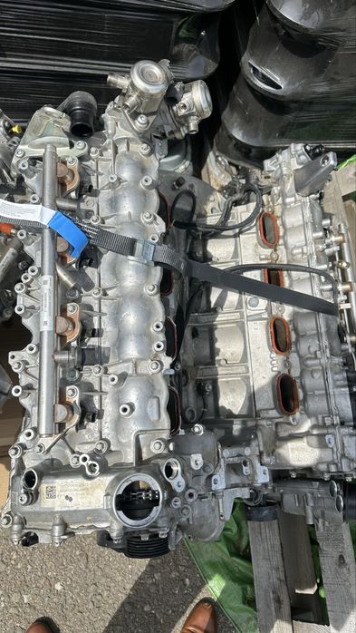 Motor Mercedes S Class S63 M157 AMG V8 benizna