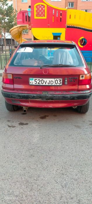 Опель астра ,1992