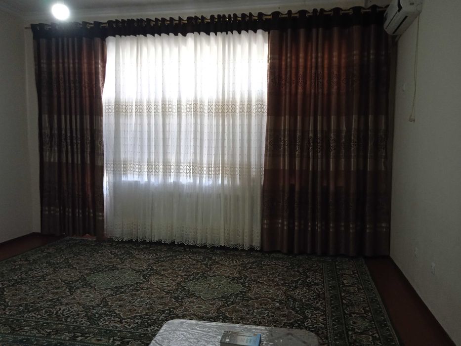 Sifati yaxshi holdagi pardalar sotiladi