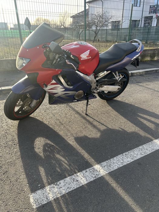 Vand Honda Cbr 600 F4
