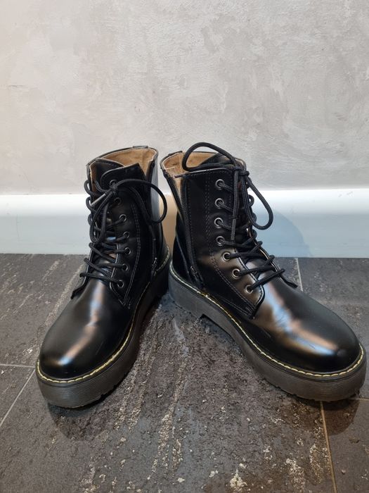 Сапоги кожа производства Корея