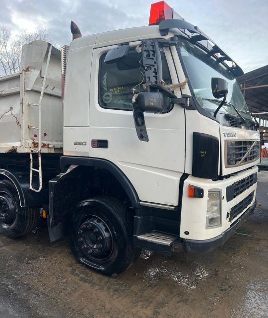 Dezmembrez Volvo FM generatia [2001 - 2005] Autobasculanta D9A340 ECO