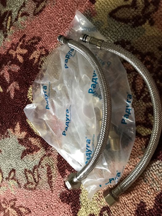 Шланг на смеситель