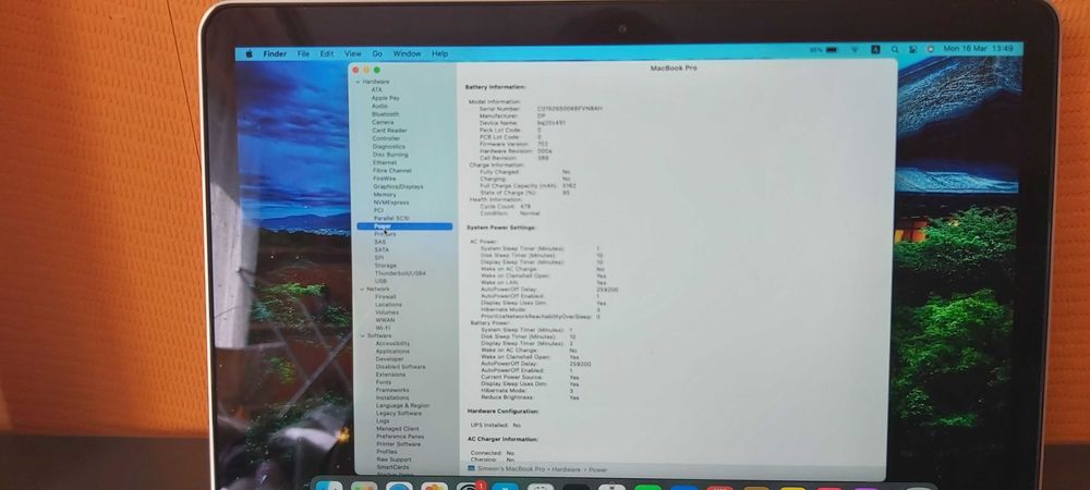 Apple Macbook Pro A1505