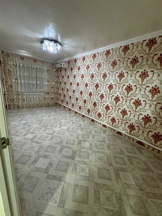Продается 3х комнатная квартира (1-мкрн 30-дом)