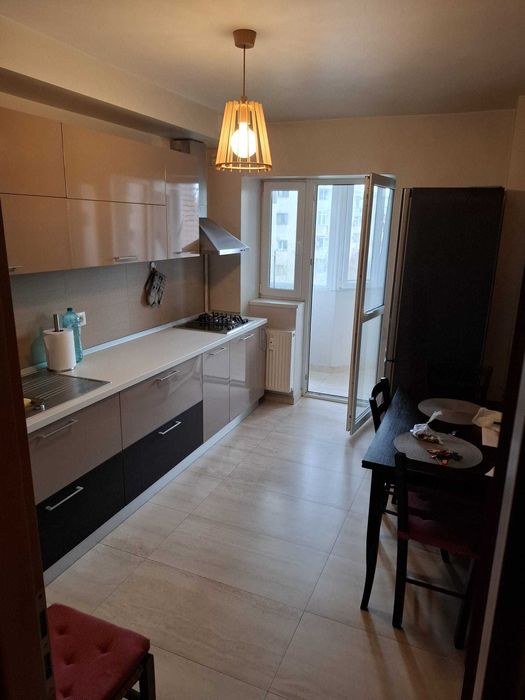Inchiriez apartament 3 camere, Sos Vacaresti
