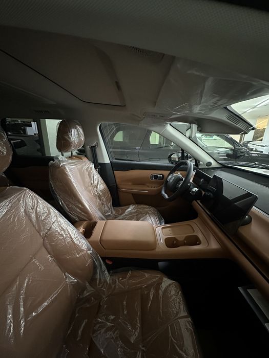 Leapmotor C16 2 dop.opciya gibrid 3 yil kafolat Lepmotor avtosalon!