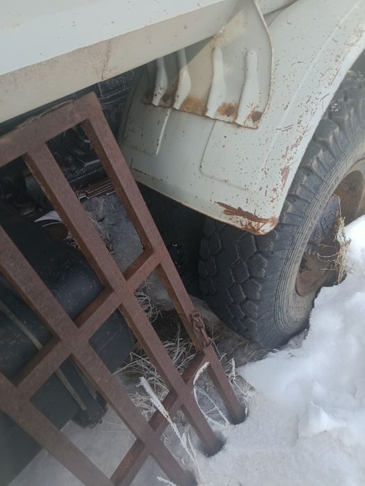 Продам МАЗ десятитонник