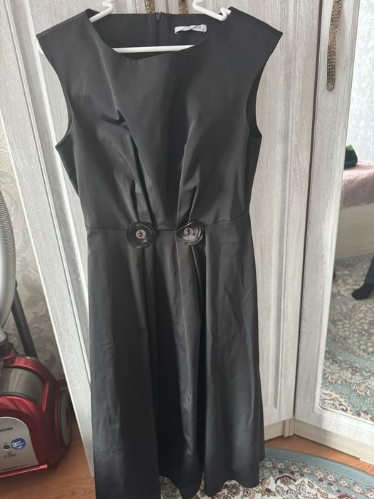 Продам платья !!!