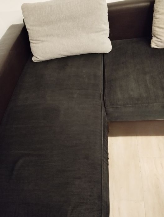 Colțar extensibil 3 locuri cu lada de depozitare