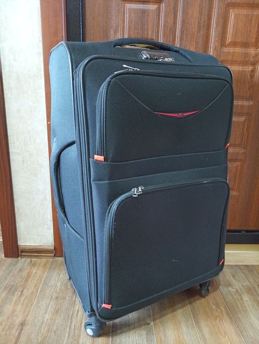 Чемодан 45*30*77