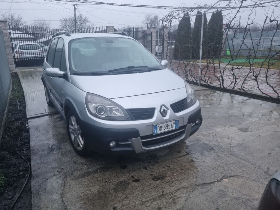 Capota motor renault scenic 2 ARGINTIU 2008