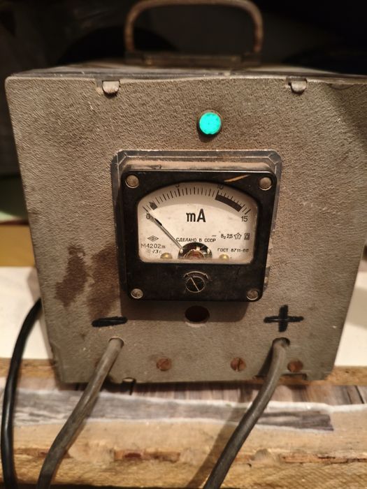 Зарядное устройство 12в для акамулятора машины