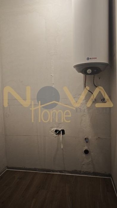 Тристаен Варна Кайсиева градина площ 85 170000 евро