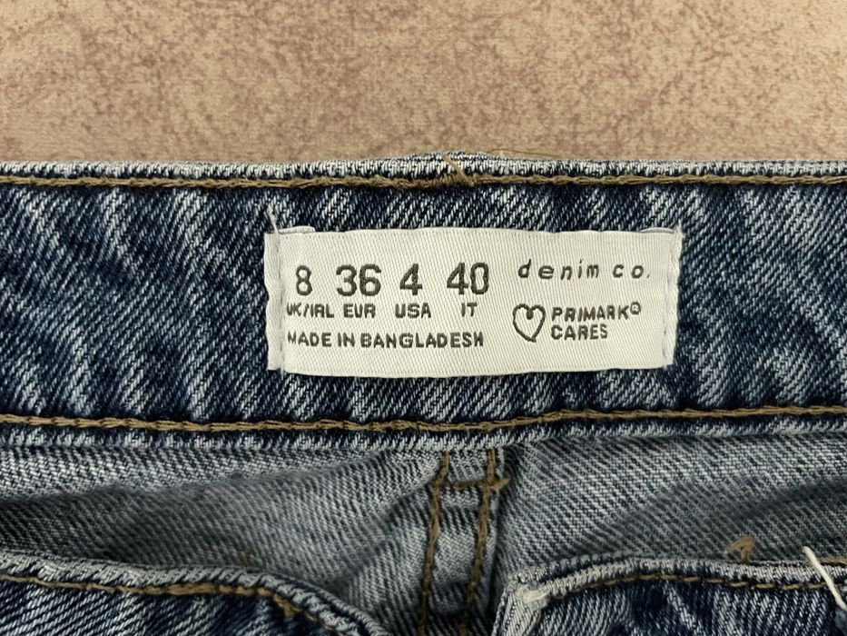 Джинсы новые