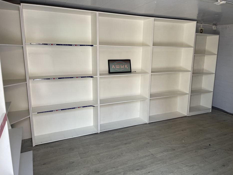 Продам стилажи полки 8 метров