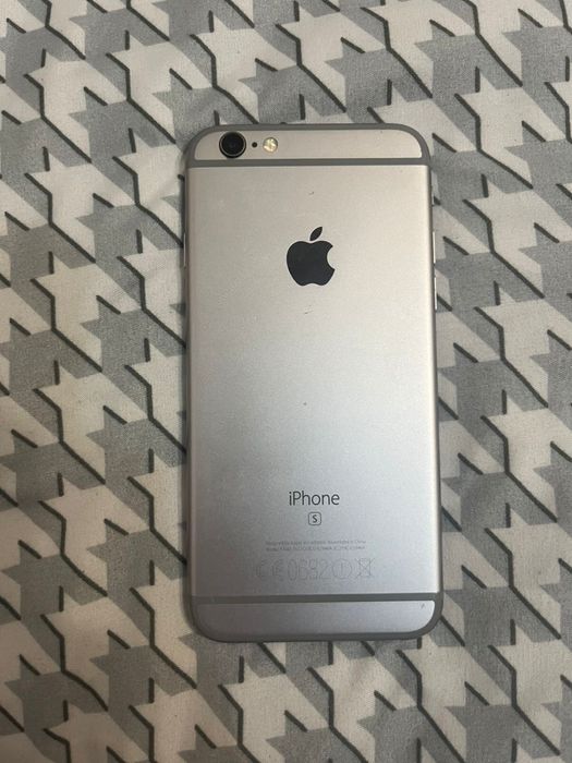 Продам Iphone 6s