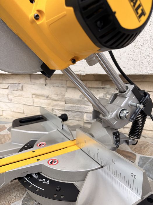 Circular Dewalt staționar Dewalt 2026