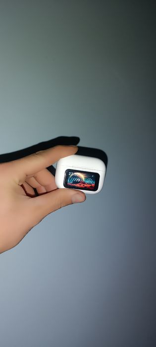 Airpods ekranli yangi karobka