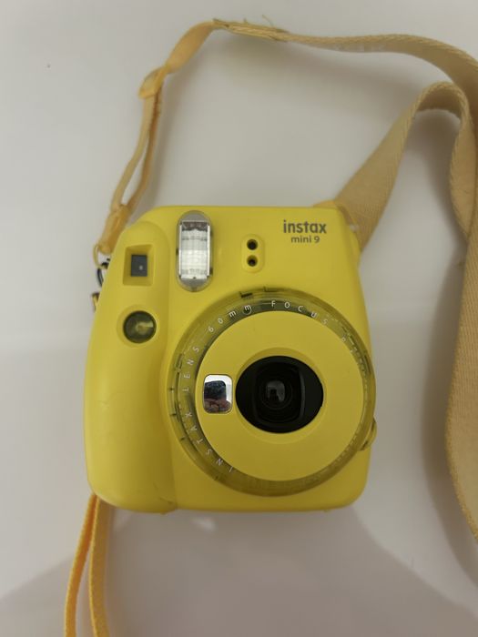 Instax mini 9 желтый