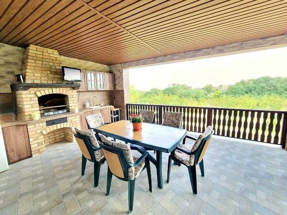 Продава се Къща в с. Приморци, Област Добрич - 280 кв.м за 625 €/кв.м - Снимка #1