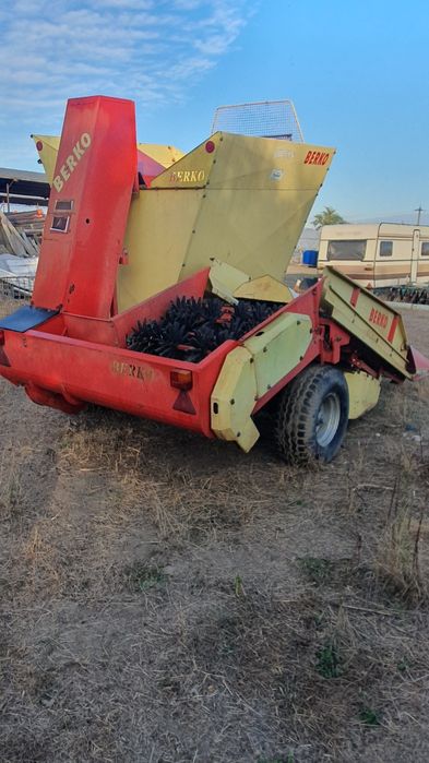 Vand utilaje agricole