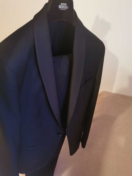 Costum ginere purtat o singura data