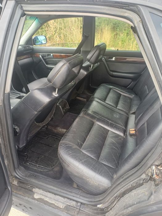 Ауди 100 Quattro  2.8  на части