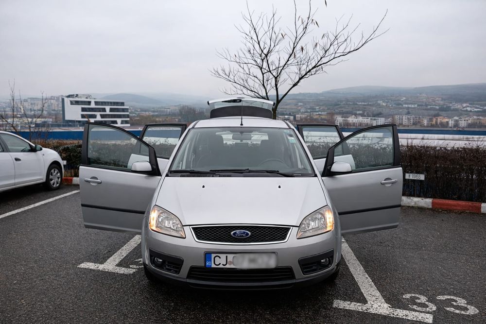 Ford Focus C-Max 1.6 TDCi – 116 CP – 2006 – 1.400 € Negociabil