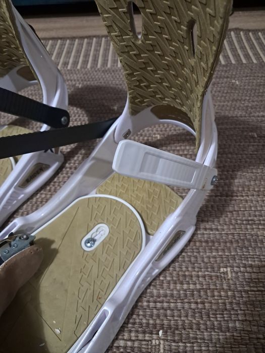 Legaturi Nitro Raiden cu ankle strap rupt