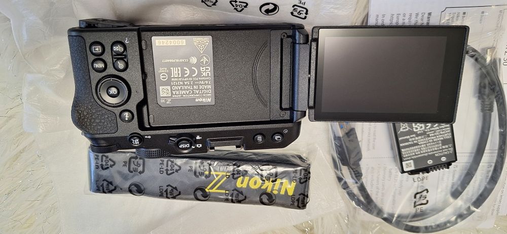 Aparat foto nikon Z30