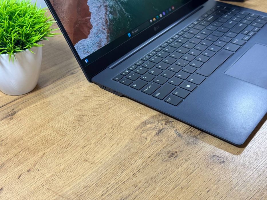 LG gram SuperSlim (USA)