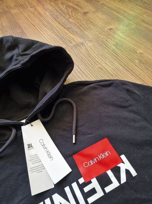 Страхотен мъжки суитчър, CALVIN KLEIN нов с етикет,  размер L