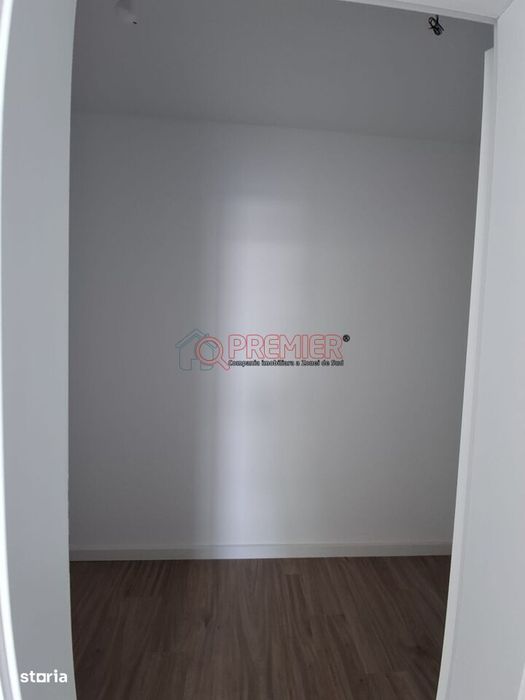 Apartament cu 3 Camere - Terasa Proprie 97 MP - Sector 4