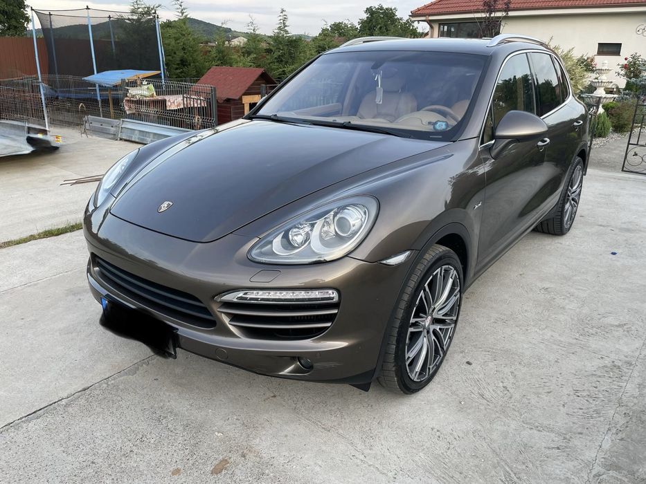 Vand Porche cayenne bine ingrijit merita vazut