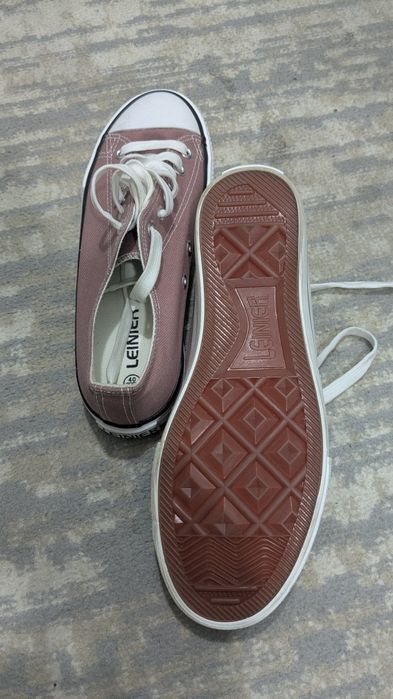 Кеды размер 40 Kari